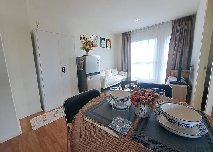 A Family At Lumpini Sukhumvit 101-1 By Pikul Apartment